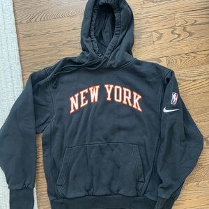 Nike NBA Black New York Knicks Pullover Hoodie with Orange Trim size small